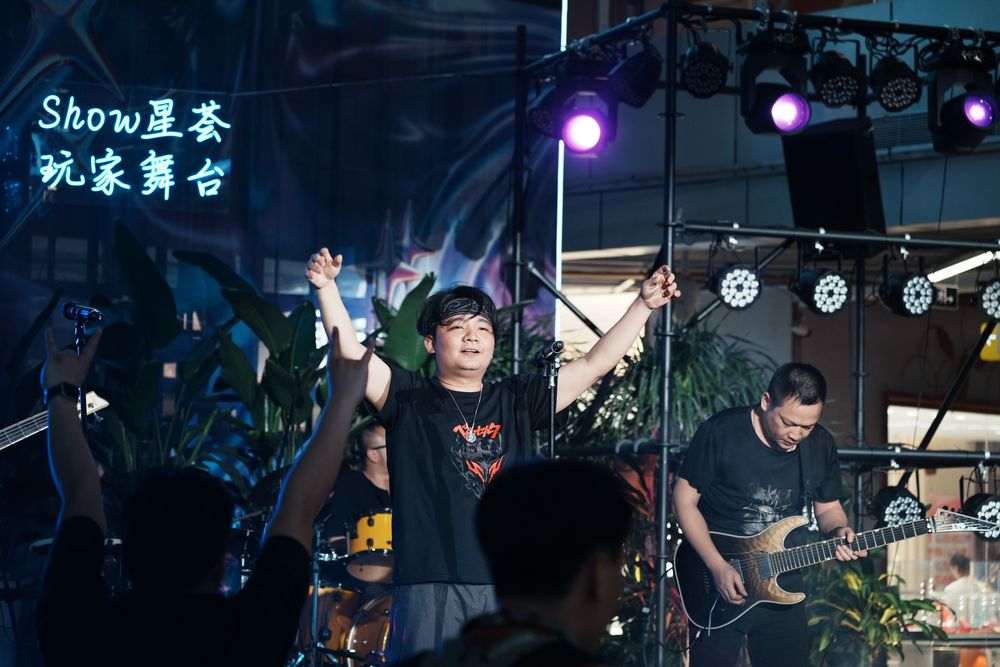 广西南宁线阵系统舞台乐队案例照片 12