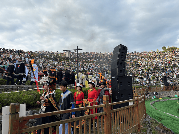 贵州毕节大方县奢香古镇的“大地指纹音乐会” 8